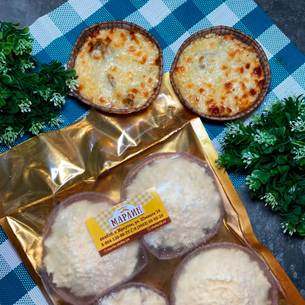 Фото Жульен с курицей и грибами