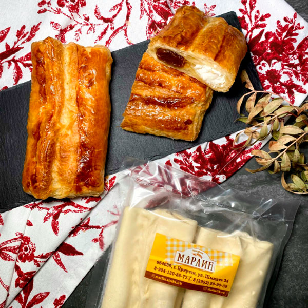 Фото Слойка Дуэт с вареной сгущенкой