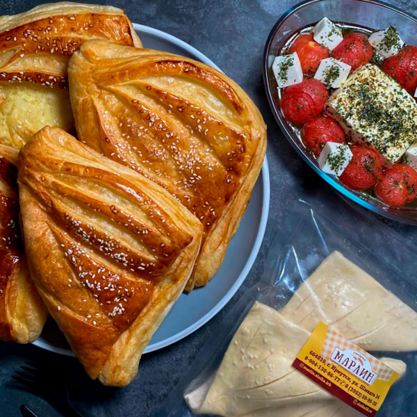 Фото Уголок с сыром