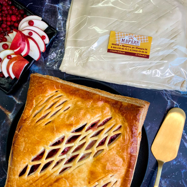 Фото Пирог с яблоком и брусникой